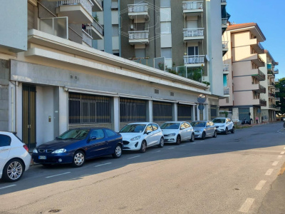 Locale commerciale, Piazza Maestri dell'Artigianato, Savona, SV