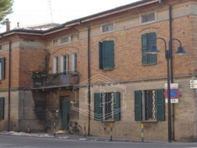 Trilocale in  Circonvall. Sacchetti, Centro Storico, Cervia (RA)