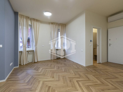 Monolocale pari al nuovo in Centro, Via Milazzo, Bologna (BO)