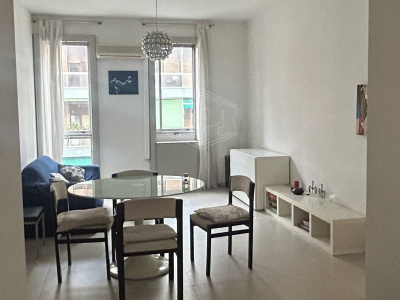 Trilocale in Centro, adiacenze via Lame, Bologna (BO)