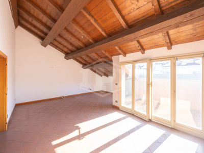 Trilocale di pregio in pieno Centro, Via Barberia, Bologna (BO)