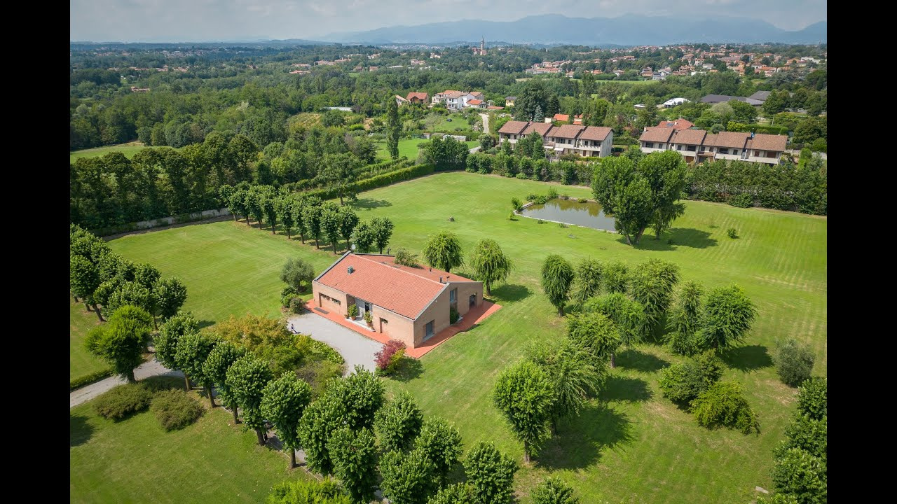 Villa, Via SS Vitale e Agricola, Besana Brianza (MB)