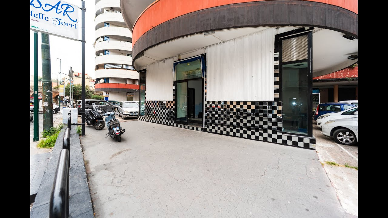Locale in Via Nicola Nicolini 68, Napoli (NA)
