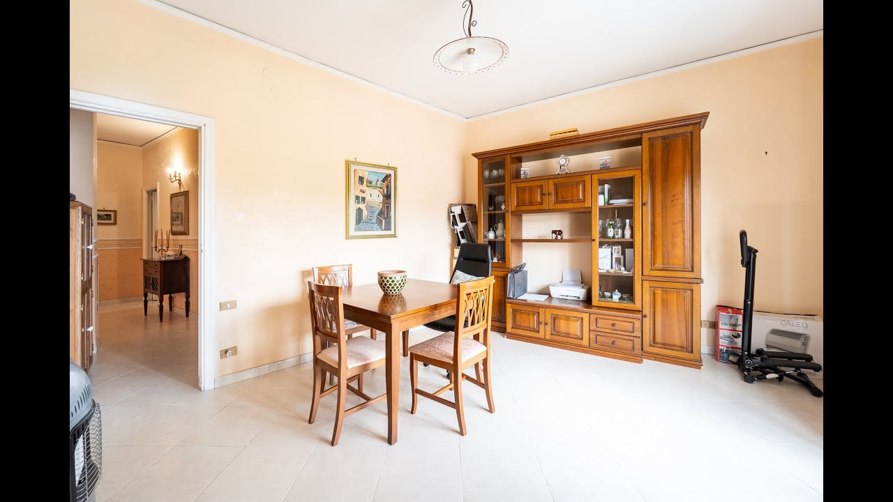 Trilocale in Via Enrico Cosenz 26, Napoli (NA)
