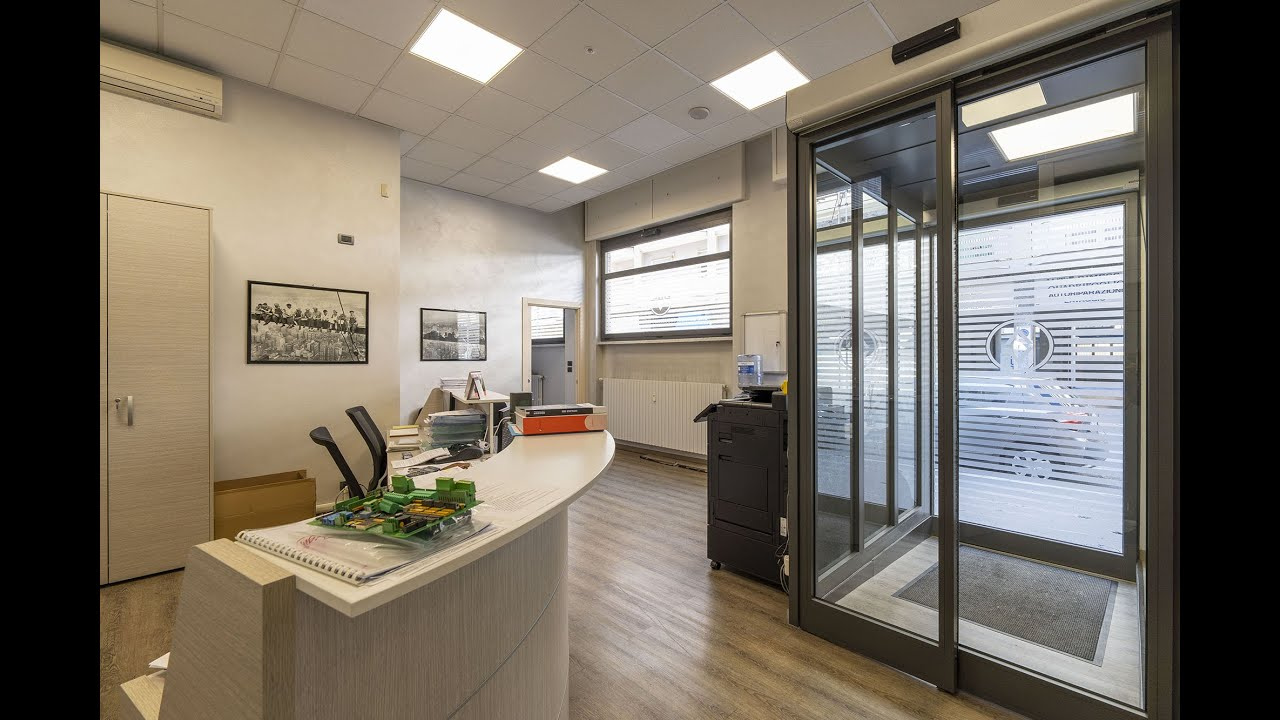 Locale commerciale in via Bainsizza, 6-Torino