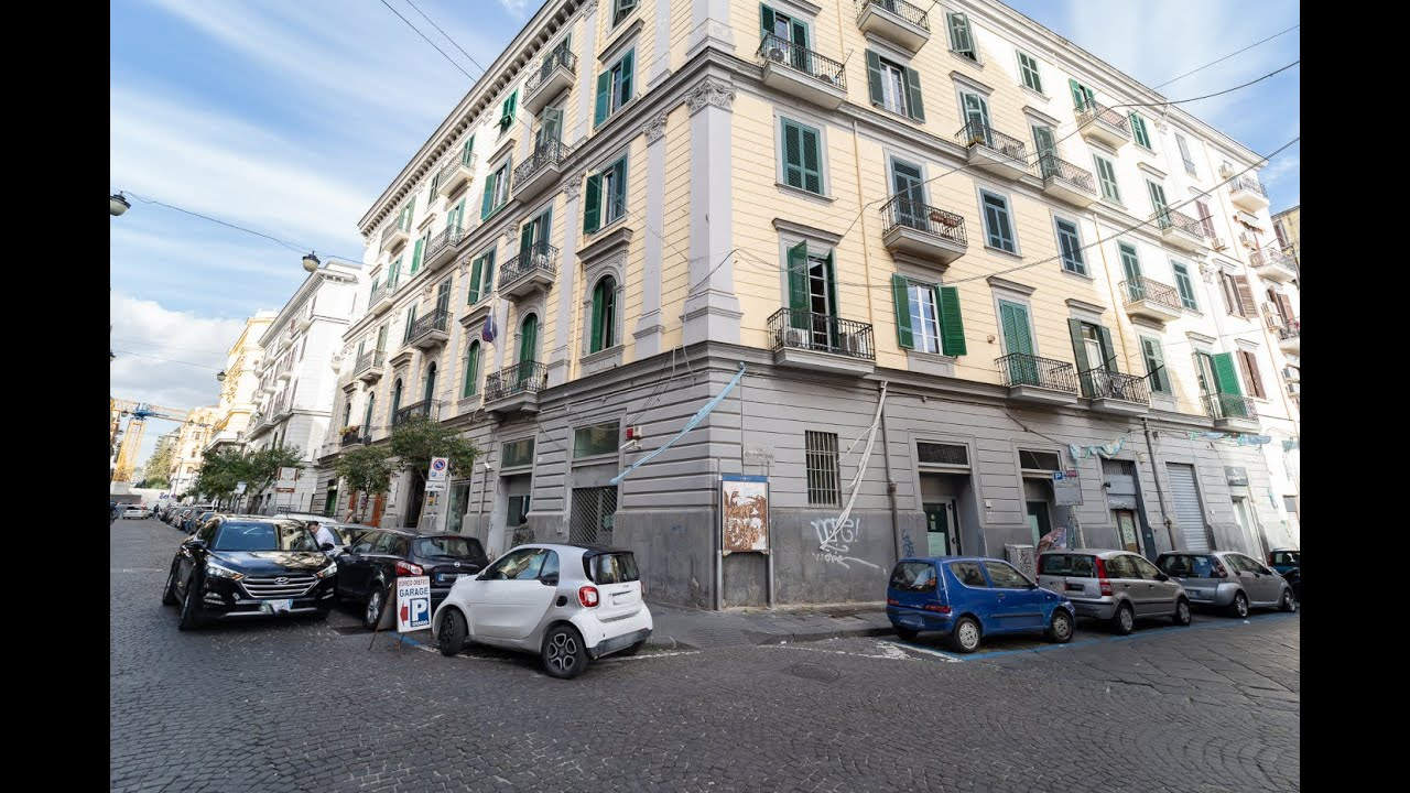Locale Commerciale Via Duomo 325, Napoli (NA)