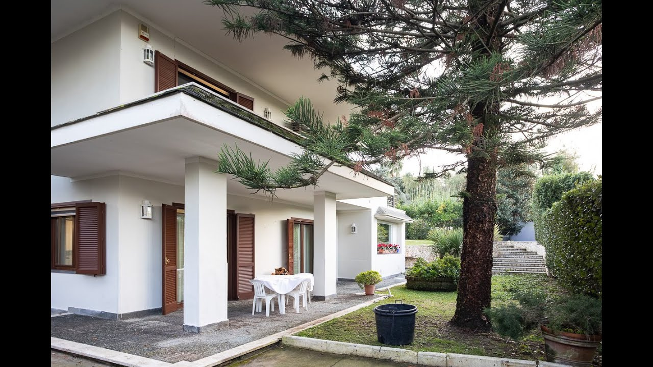 Villa in Vendita in Strada Provinciale Acropoli di Cuma 1, Pozzuoli (NA)