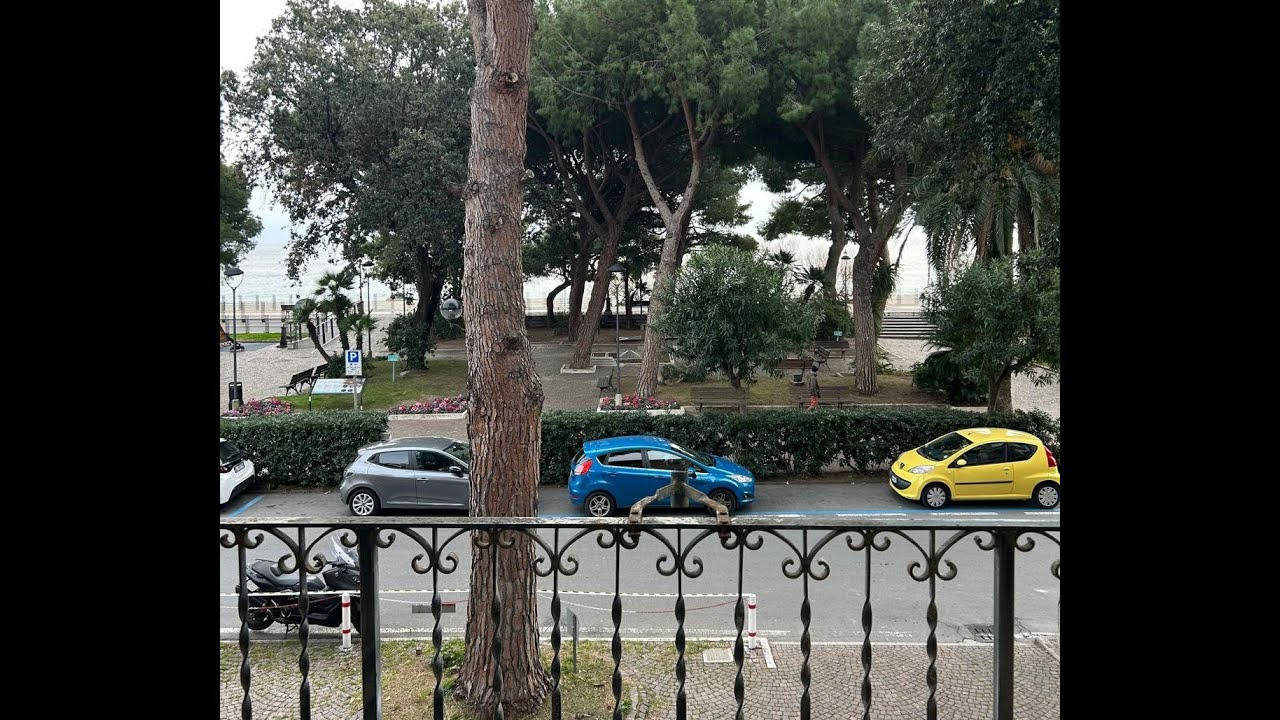 Stabile, Via Aurelia, Spotorno (SV)