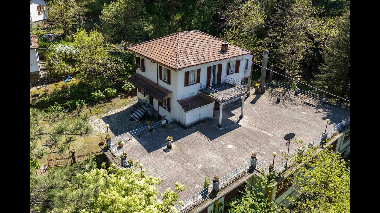 Villa, Località Temossi Bertigaro, Borzonasca (GE)
