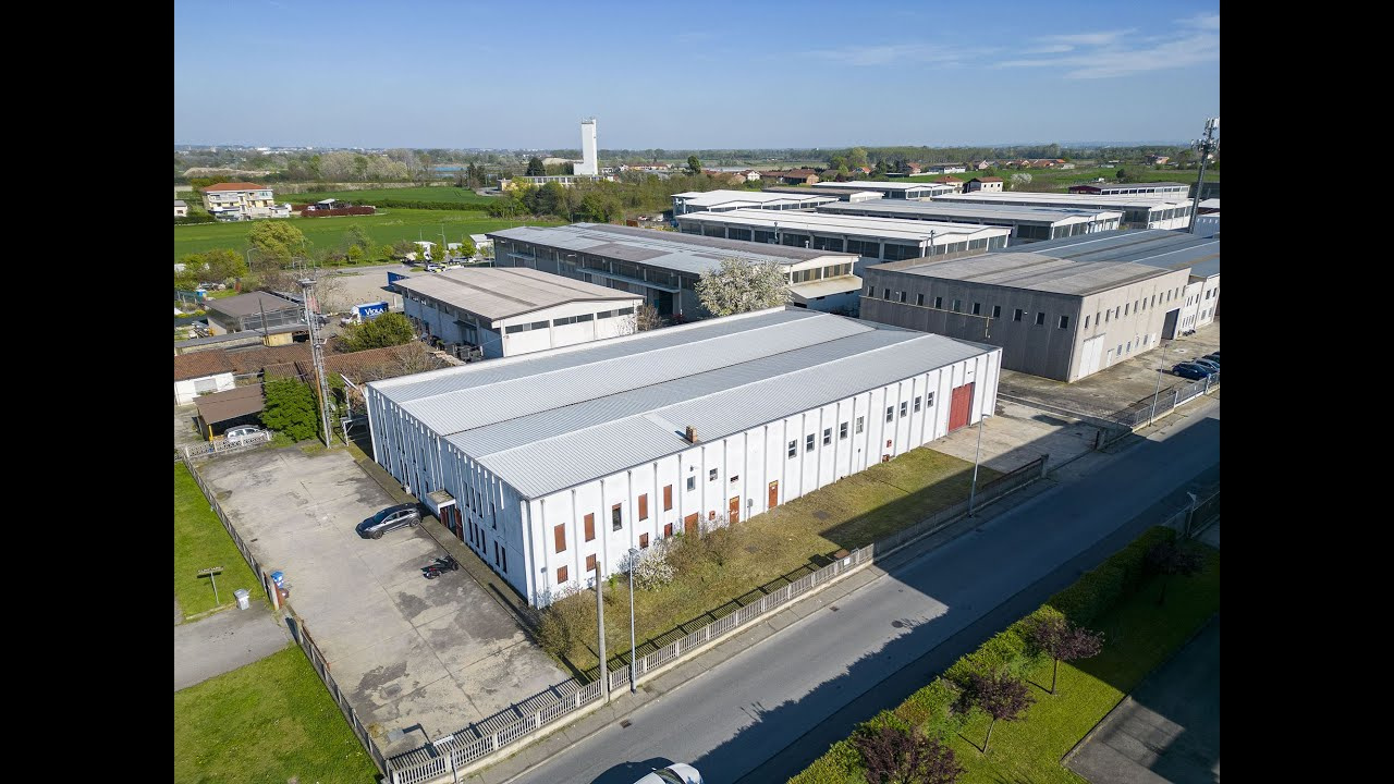 Capannone industriale in La Loggia (TO)