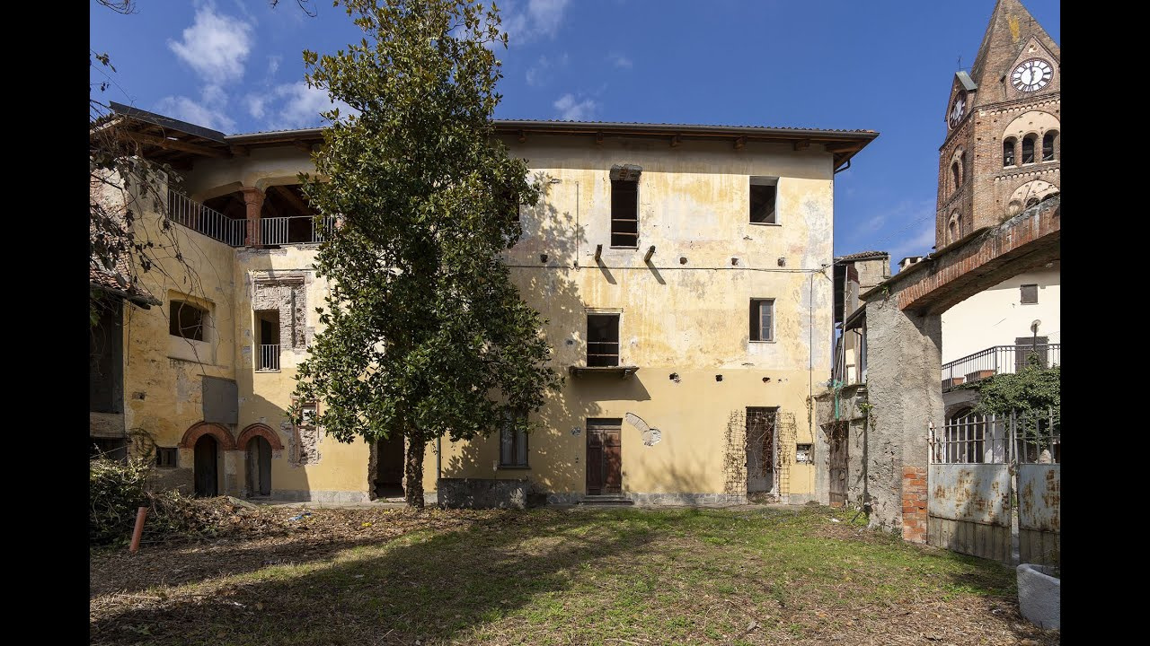 Palazzina d'epoca in Via Umberto I 23 - Avigliana (TO)