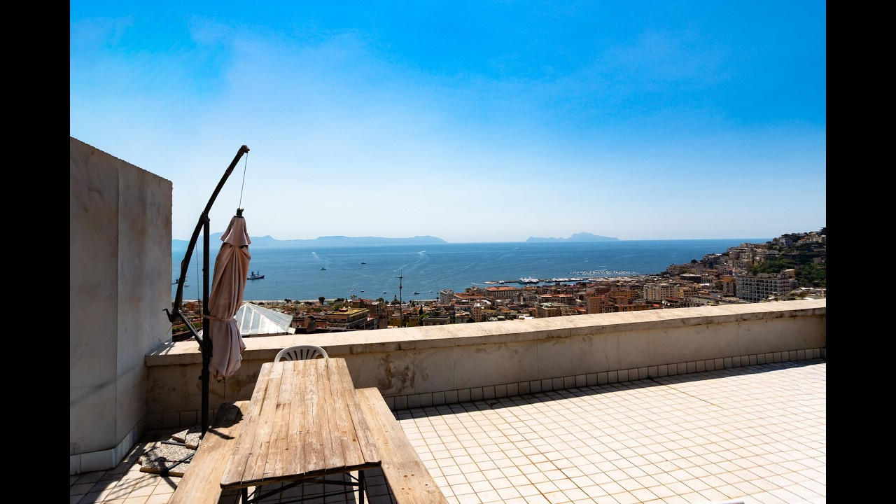 Nuda Proprietà con Terrazzo in Via T. Tasso 175, Napoli (NA)