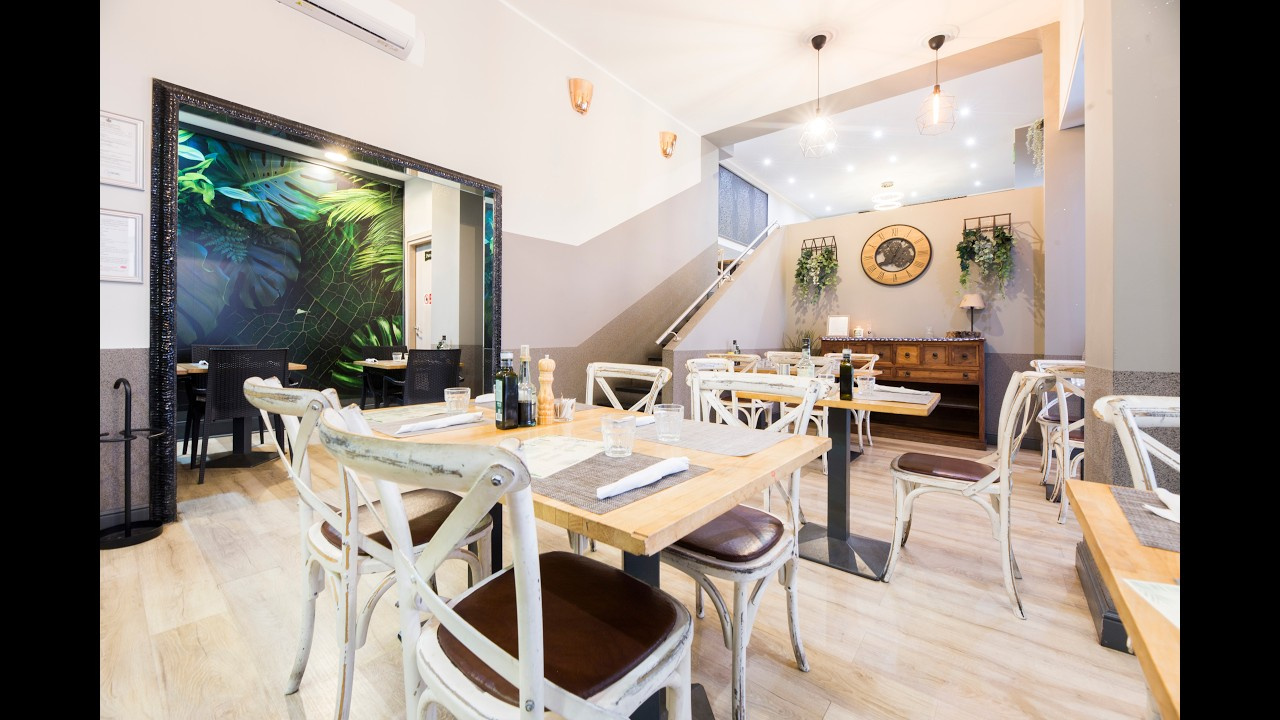 Locale commerciale, Largo XII Ottobre, Genova, Ge